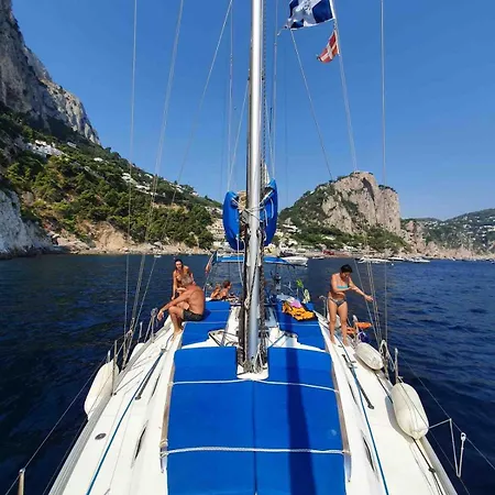 Bed&boat Experience Botel