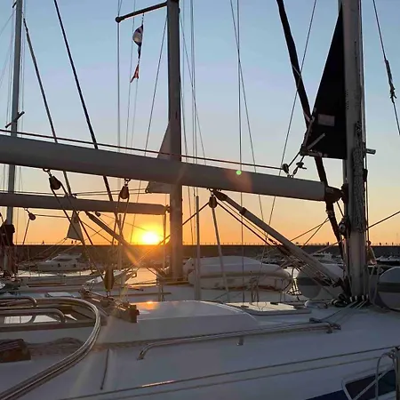 Bed&boat Experience Botel